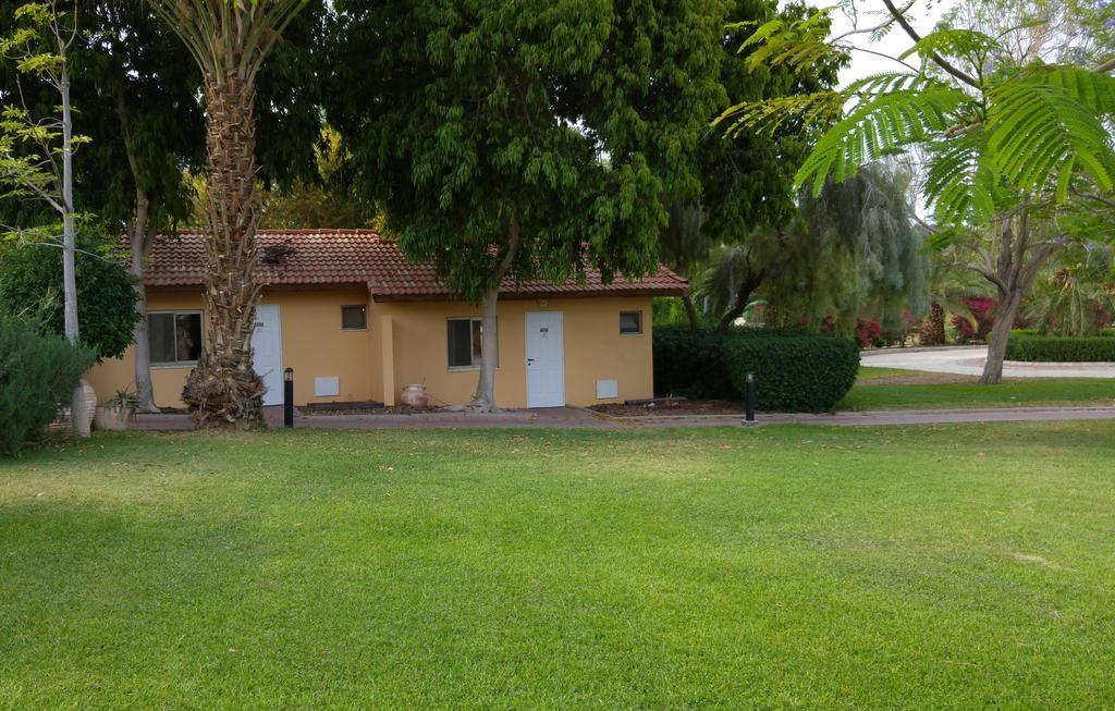 Almog Kibbutz Hotel Exterior foto